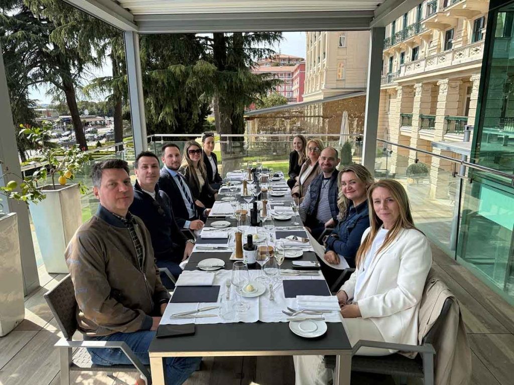 Remisens Hotel Metropol lunch