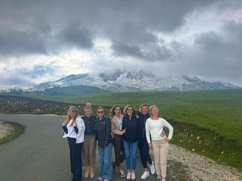 FAM trip group photo outdoor